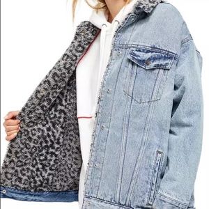 We The Free Wild Ones Sherpa Trucker Jacket Small